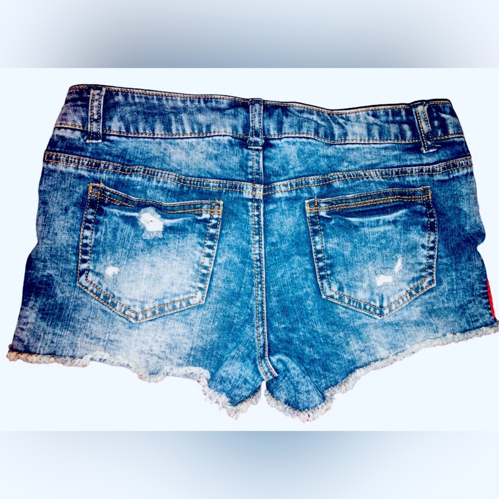 Mossimo Shorts Size 7 - Picture 2 of 5